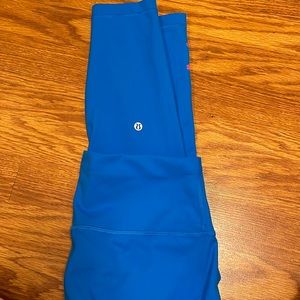 Lululemon size 10 Wunder train